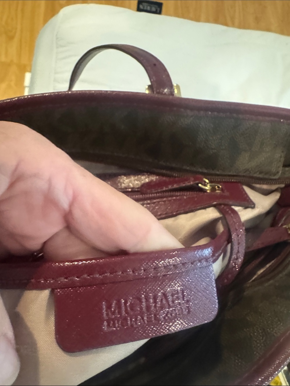 Michael Kors brown jet set medium travel bag with burgundy handles and trim - Picture 9 of 13
